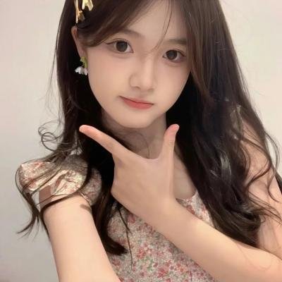 八面玲珑的申小姐 封面